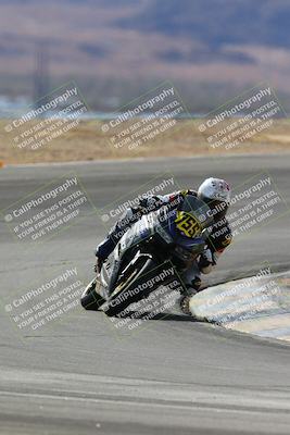 media/Feb-07-2025-CVMA Friday Practice (Fri) [[7034960ba2]]/4-Racer 4/Session 3 (Turn 8)/